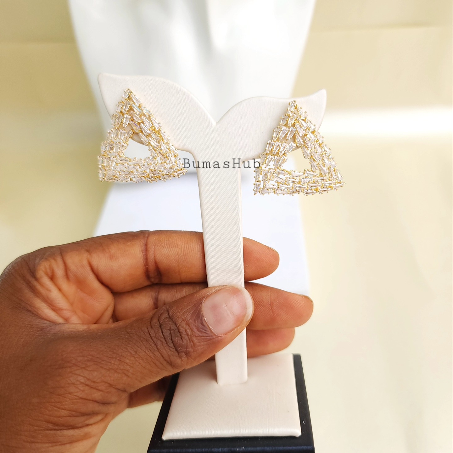 Simple Stud Earring