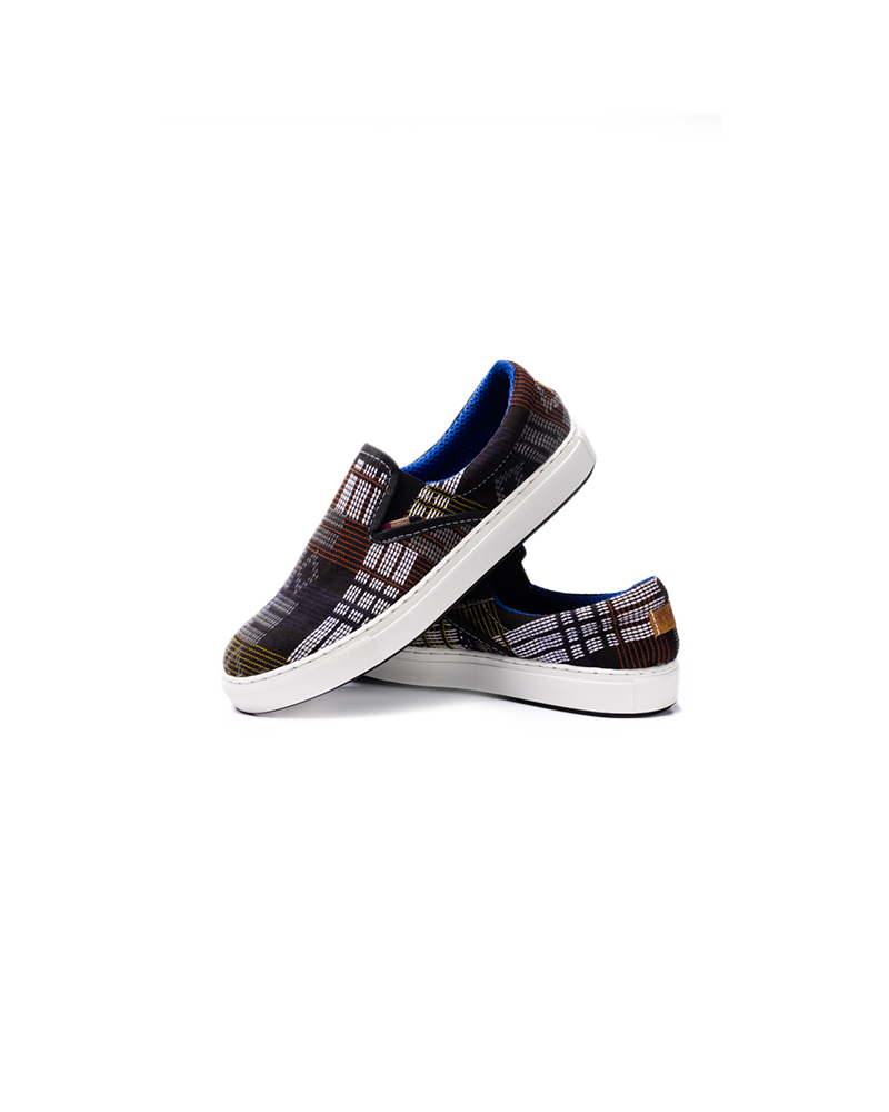 TESFA BLACK SLIP ON SNEAKERS