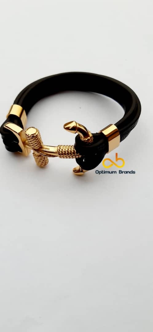 Multi strapped leather bracelet
